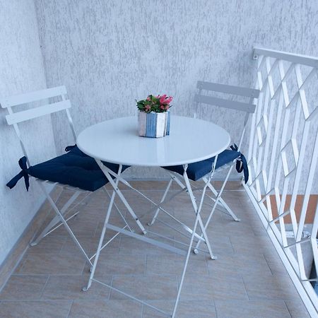 Bed and Breakfast Dimora Dei Sogni Чивітанова-Марке Екстер'єр фото