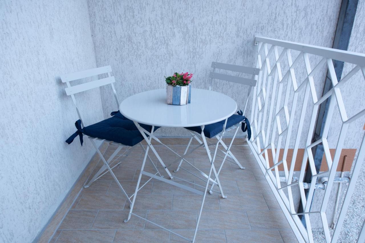 Bed and Breakfast Dimora Dei Sogni Чивітанова-Марке Екстер'єр фото